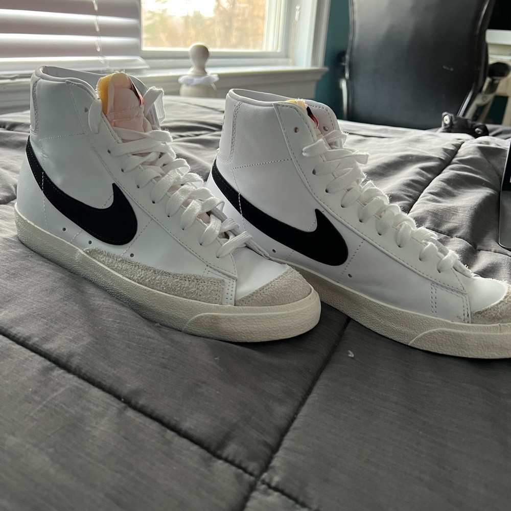 Nike Blazer Mid ‘ 77